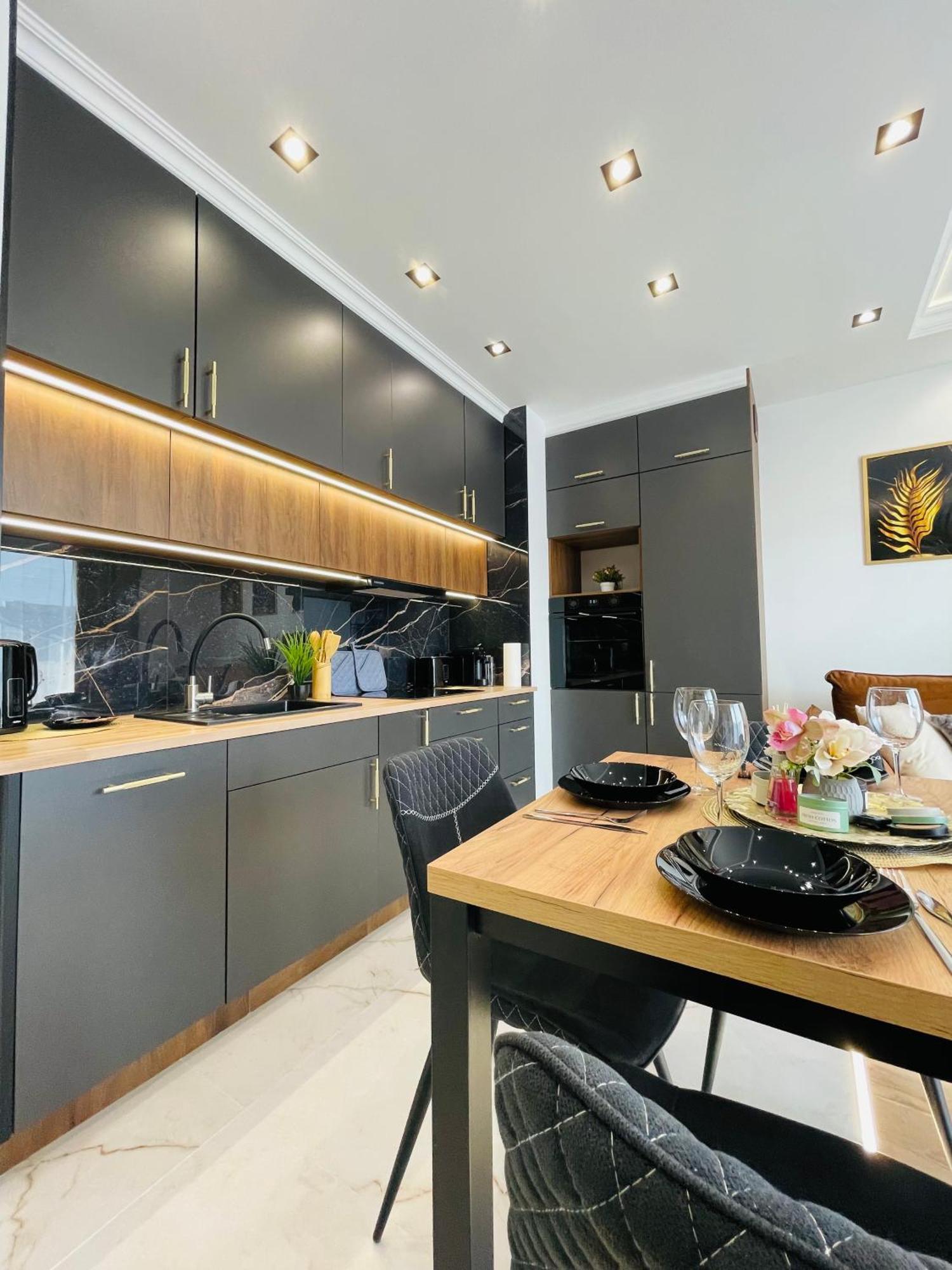 Rimex Invest Group Bemowo With Free Parking Apartament Warszawa